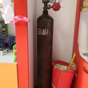 Магазин С Гелием В Жилом Доме Магазин С Гелием В Жилом Доме
