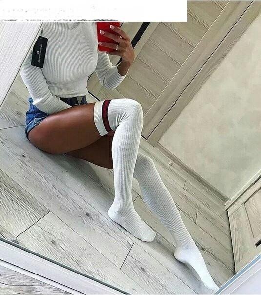 Красивые И Пошлые Картинки Длинные Носки 18