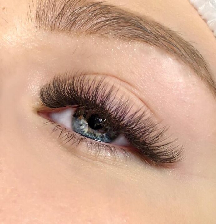 Коричневые Нарощенные Ресницы 2 Д Фото — Картинки фотографии