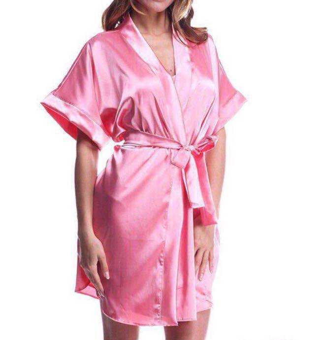 Атласный запашной халат Moya купить со скидкой в секс шопе  Женское белье, одежда  Домашняя одежда