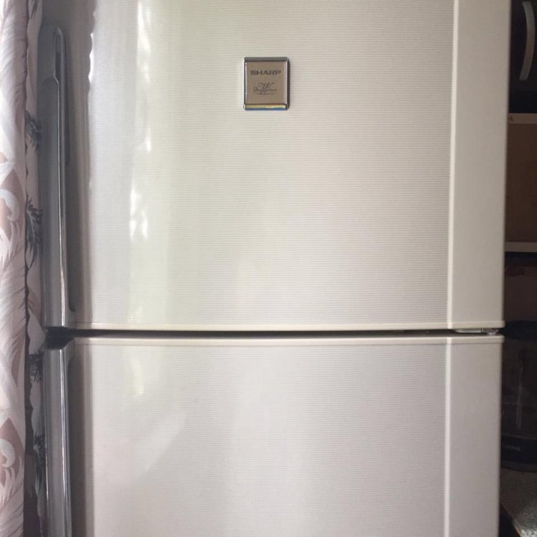 Холодильник Шарп Фото