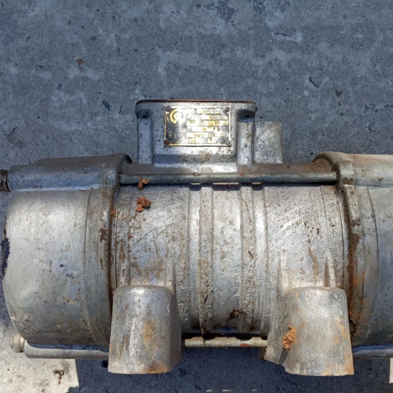 Вибратор Ив 104