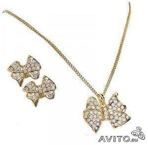 Комплект бижутерии 