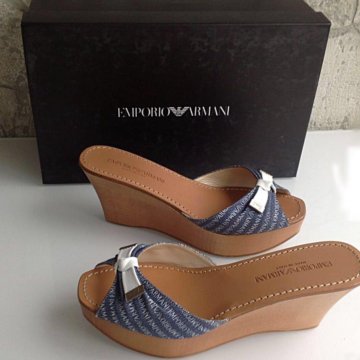 Сабо Emporio Armani