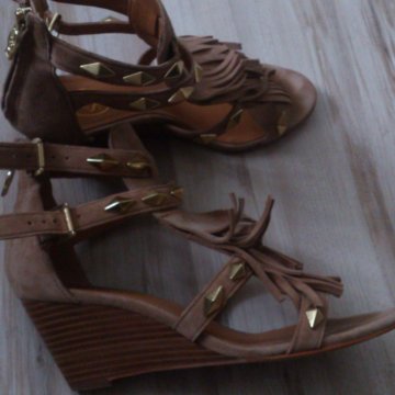 Босоножки Ash