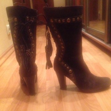 Сапоги из замши