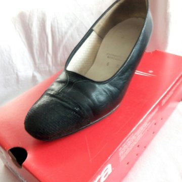 Туфли на каблуке