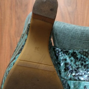 Сабо на платформе