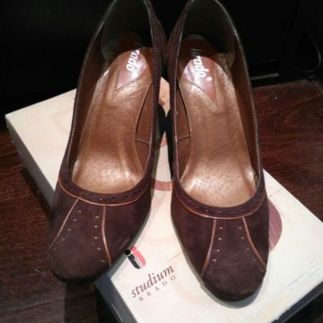 Женские туфли