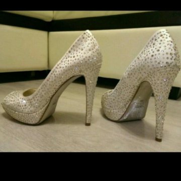 Туфли Италия шёлковые loriblu Молочно-белые свадеб