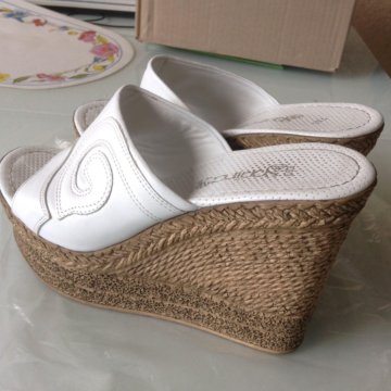 Сабо новые, 38