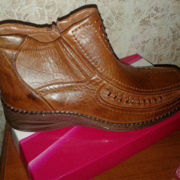 Ботинки женские новые