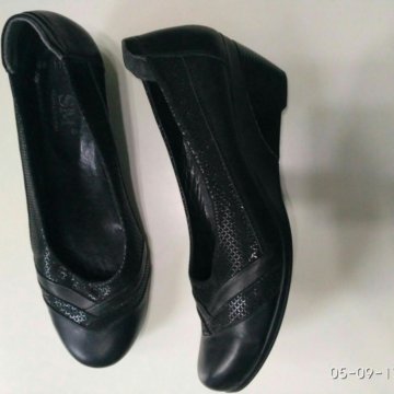 Туфли кожа черные ,р .42 ,по стельке 27