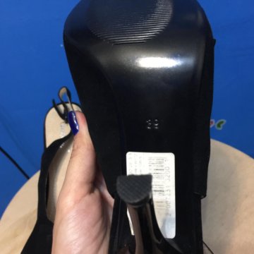 Новые босоножки