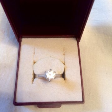 Серебряное кольцо 925 р. 15