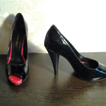 Туфли лакированные размер 36