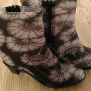 Новые резиновые сапоги CoolLook