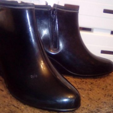 Резиновые утеплённые ботильоны