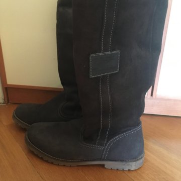 Сапоги новые Tamaris