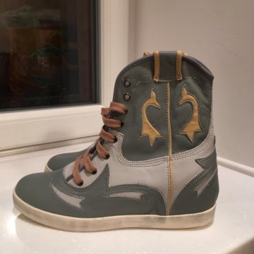 Ботинки кеды женские новые