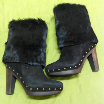 Женские полусапожки Andre Assous