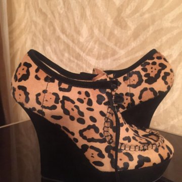 Кеды на платформе L.А.M.В