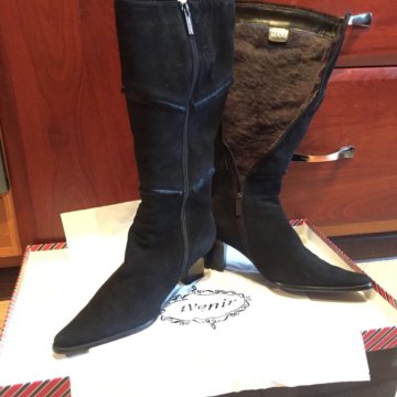 Зимние замшевые сапоги