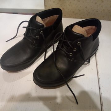 Женские ботинки