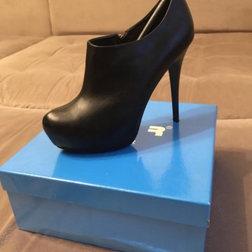 Ботильоны кожаные