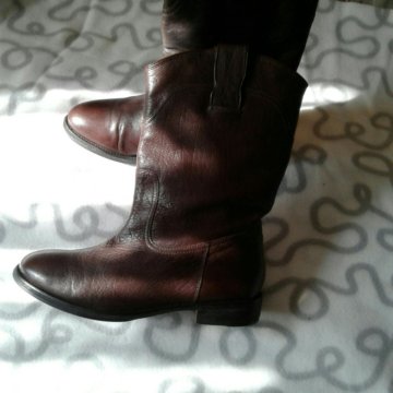 Сапоги демисезонные Массимо дутти коричневый цвет.