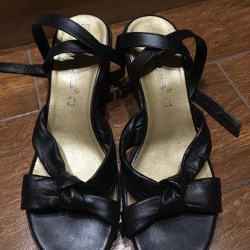 Босоножки Tamaris