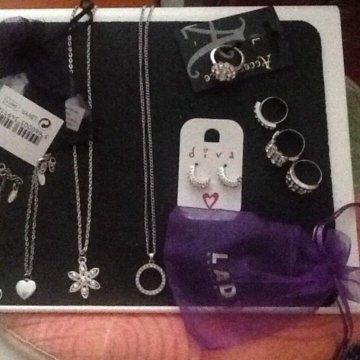 Новая разная бижутерия в ассортименте