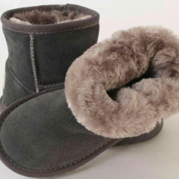Угги новые детские (натур замша)