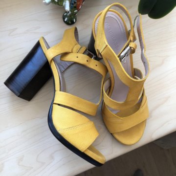 Босоножки Altiebassi