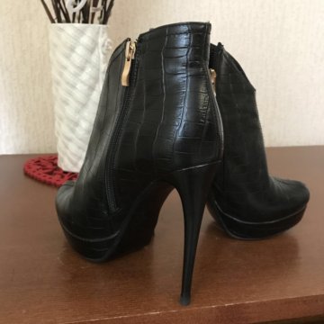 Весенние полусапожки ,ботильоны.