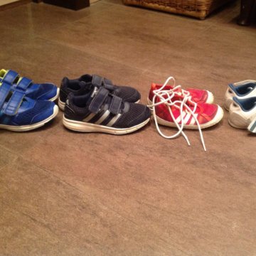 Кроссовки АДИДАС