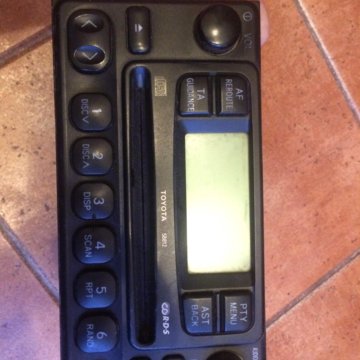 Магнитола от RAV4 2004 , не работает