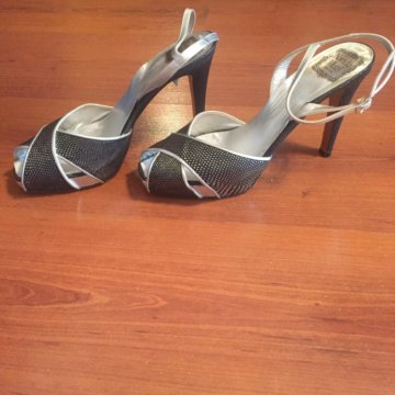 Туфли vero curio. Italy