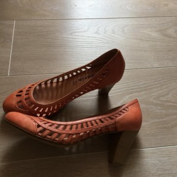 Туфли Tamaris кожа 38 коралловые