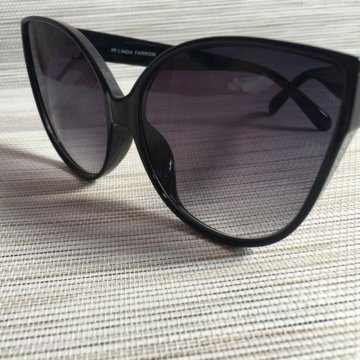Linda Farrow очки солнцезащитные 