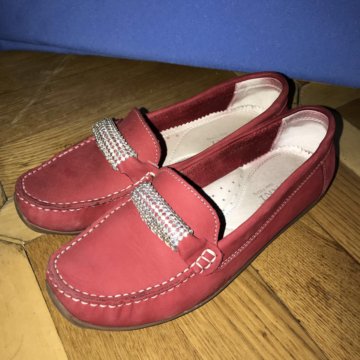 Мокасины со стразами