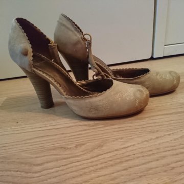 Туфли Carnaby, оригинал, стоили 7500