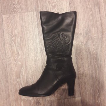 Зимние сапоги