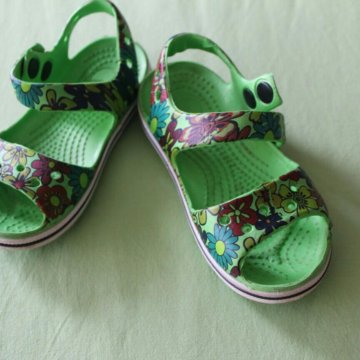 Босоножки резиновые