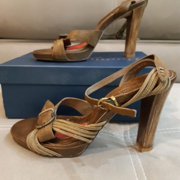 Босоножки р 39