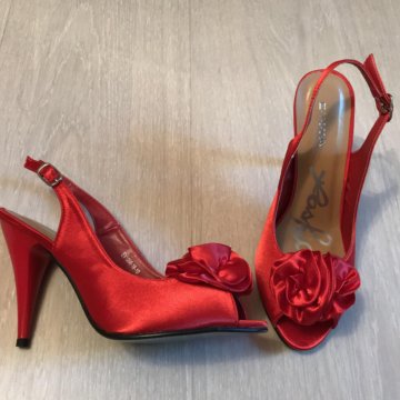 Новые вечерние туфли 36 размер