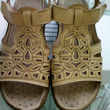 Босоножки, кожа