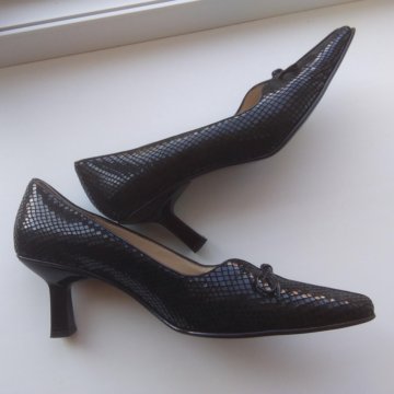 Женские туфли-лодочки. Лазерная обработка. Винтаж