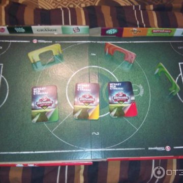 футбольное поле пятерочка. торговый центр куб лодейное поле. пятерочка в америке магазин. поле пятерочка. улица генерала белова дом 20.