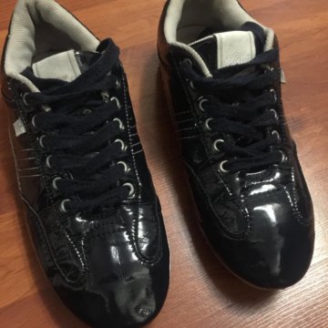 Кроссовки Zara